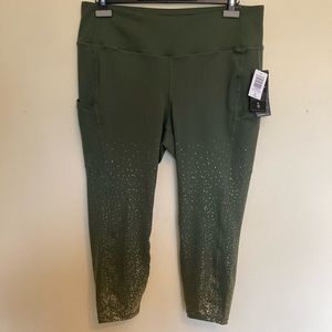 NWT Green Torrid Active Crop Legging w Pockets size 2